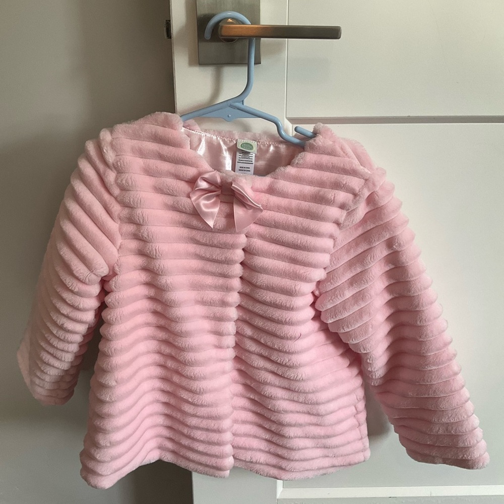 EUC Little Me size 4T Pink faux fur jacket